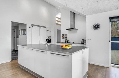 Blavand Strand House | Cozy home in Blåvand with sauna
