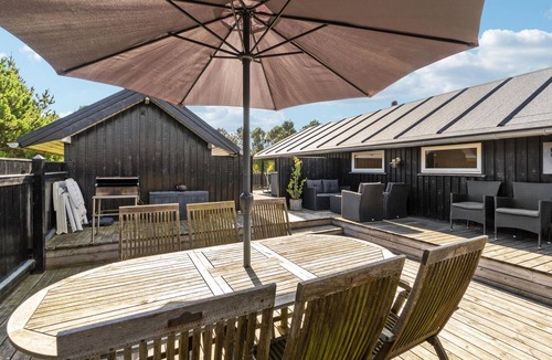 Blavand Strand House | Cozy home in Blåvand with sauna