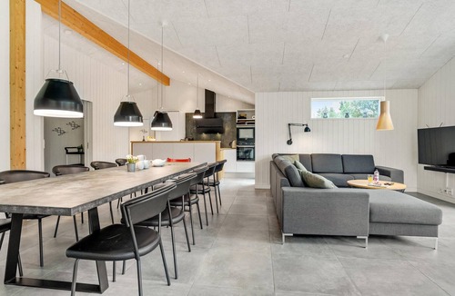 Blokhus House | Cozy home in Blokhus with sauna