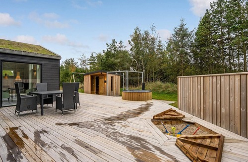 Blokhus House | Cozy home in Blokhus with sauna