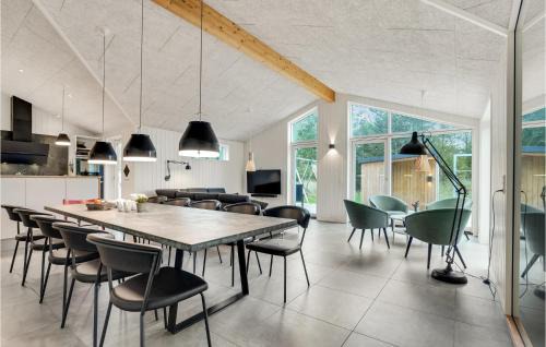 Blokhus House | Cozy Home In Blokhus With Sauna