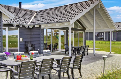 Bogense House | Cozy home in Bogense with sauna