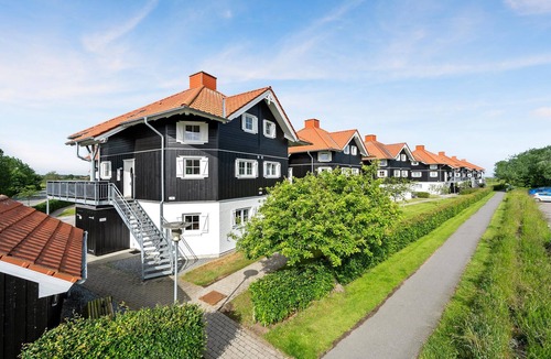 Bogense House | Cozy home in Bogense with sauna