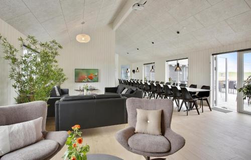 Bogense House | Cozy Home In Bogense With Sauna
