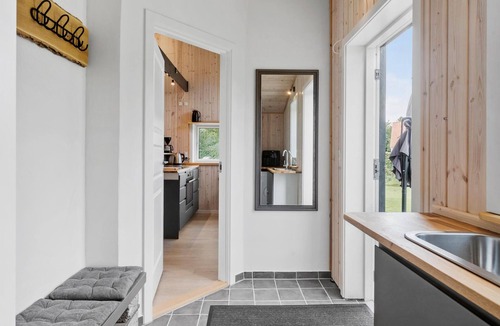 Bog By House | Cozy home in Bogø By with WiFi