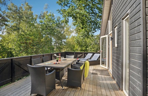 Hvidbjerg Strand House | Cozy home in Børkop with WiFi