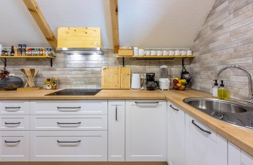 Gospic House | Cozy home in Buzim with sauna