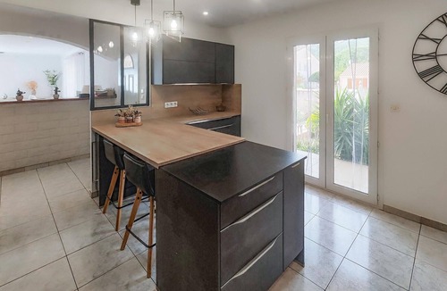 Cessenon-sur-Orb House | Cozy home in Cessenon sur Orb