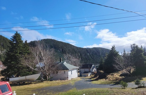 Moreton's Harbour House | Cozy home in moretons harbour.