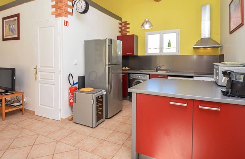 Cabannes House | Cozy home in Cabannes with WiFi