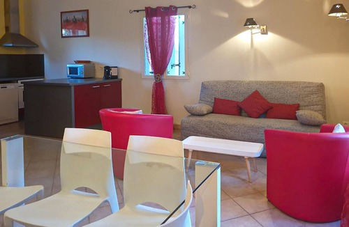 Cabannes House | Cozy home in Cabannes with WiFi