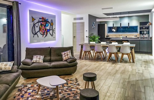 Callian House | Cozy home in Callian with private swimming pool, can be inside or outside