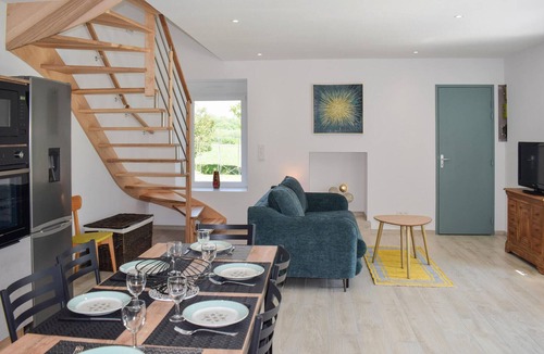 Canihuel House | Cozy home in Canihuel with heated swimming pool