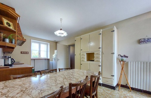 Ceaux-en-Loudun House | Cozy home in Ceaux-en-Loudun