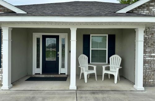 Milton House | Cozy Home in Church Point