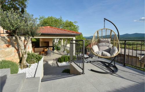 Knezovici House | Cozy Home In Donji Prolozac
