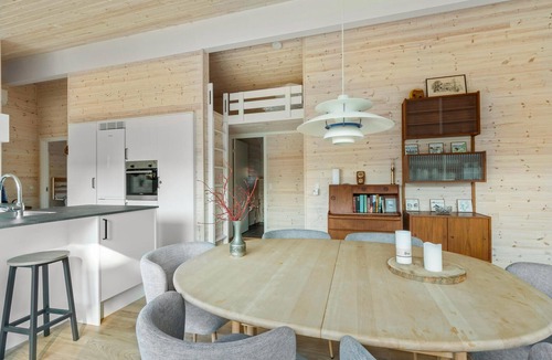 Dronningmolle House | Cozy home in Dronningmølle with sauna
