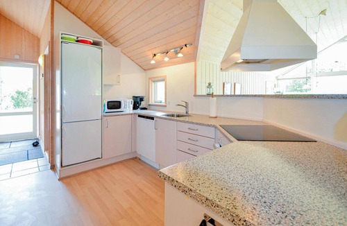 Elsegarde Strand House | Cozy home in Ebeltoft with sauna