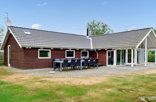 Elsegarde Strand House | Cozy home in Ebeltoft with sauna