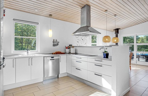 Femmøller House | Cozy home in Ebeltoft with sauna