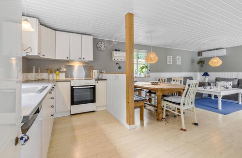 Femmøller House | Cozy home in Ebeltoft with WiFi