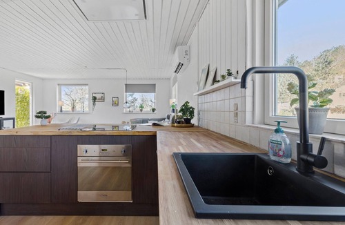 Syddjurs Kommune House | Cozy home in Ebeltoft with WiFi