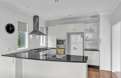 Epsom House | Cozy Home in Epsom