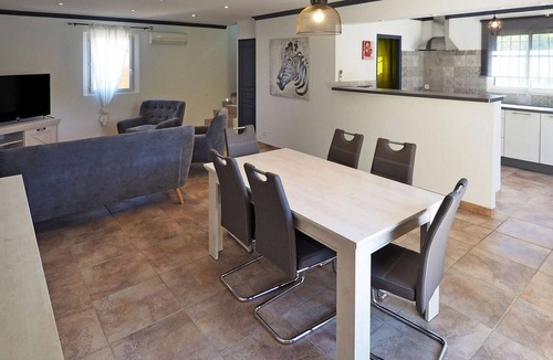 Eyragues House | Cozy home in Eyragues