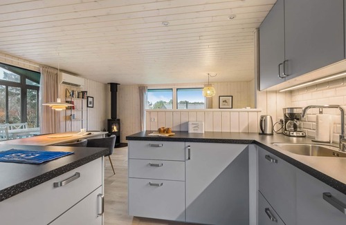 Rindby Strand House | Cozy home in Fanø with kitchen