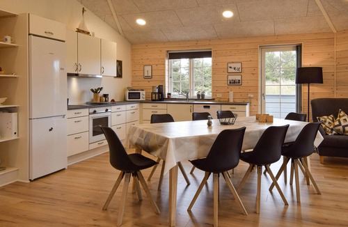 Rindby Strand House | Cozy home in Fanø with kitchen