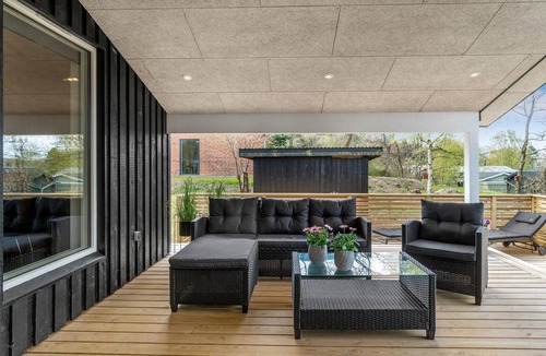 Farvang House | Cozy home in Fårvang with WiFi