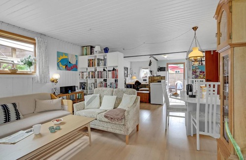 Faxe Ladeplads House | Cozy home in Faxe Ladeplads with WiFi