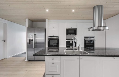 Faxe Ladeplads House | Cozy home in Faxe Ladeplads with WiFi