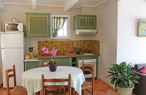Lancon-Provence House | Cozy home in Lancon de Provence