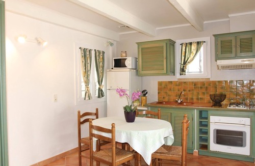 Lancon-Provence House | Cozy home in Lancon de Provence