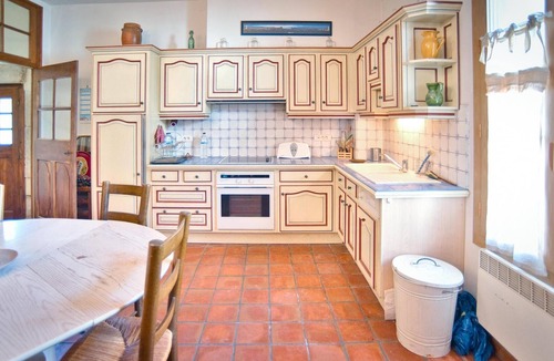 Nages-et-Solorgues House | Cozy home in Nages et Solorgues