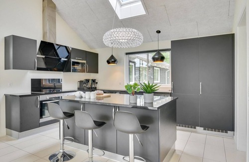 Frederiksvaerk House | Cozy home in Frederiksværk with sauna