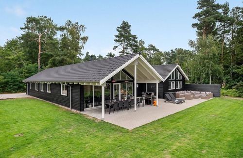 Frederiksvaerk House | Cozy home in Frederiksværk with sauna