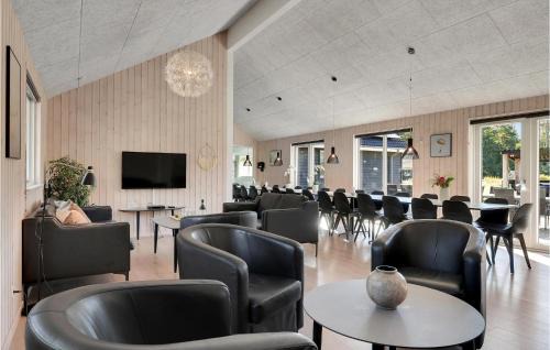 Frederiksvaerk House | Cozy Home In Frederiksværk With Sauna