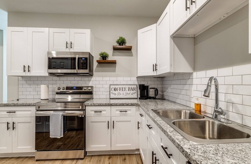 Barker House | Cozy home in gated neighborhood!