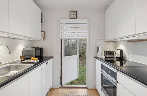 Smidstrup Strand House | Cozy home in Gilleleje with kitchen