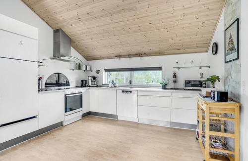 Skygge House | Cozy home in Give with sauna