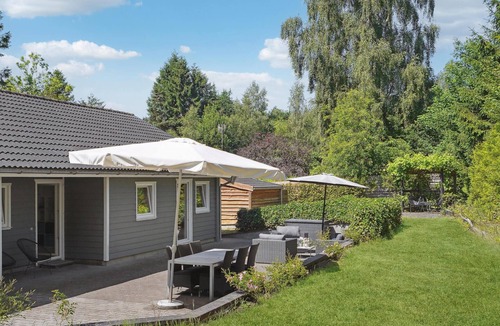 Glesborg House | Cozy home in Glesborg with WiFi