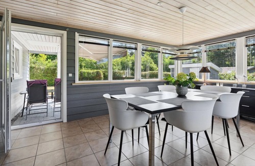 Glesborg House | Cozy home in Glesborg with WiFi