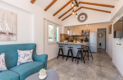 Sveti Filip i Jakov House | Cozy home in Gornje Rastane
