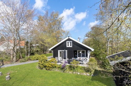 Udsholt Sand House | Cozy home in Græsted with sauna
