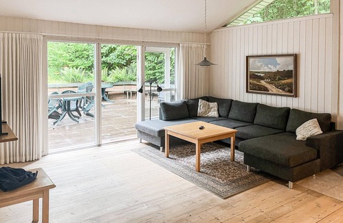 Udsholt Sand House | Cozy home in Græsted with sauna