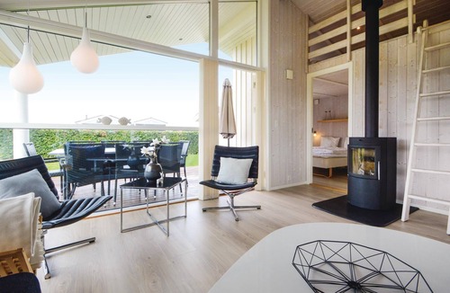 Flovt Strand House | Cozy home in Haderslev with sauna