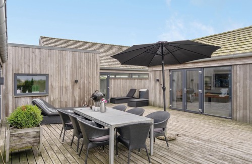 Flovt Strand House | Cozy home in Haderslev with sauna
