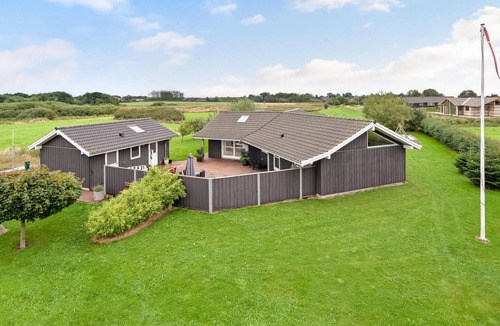 Flovt Strand House | Cozy home in Haderslev with sauna